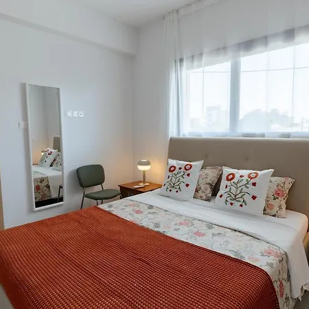 Apartment Go With The Flow , Chic Limassol